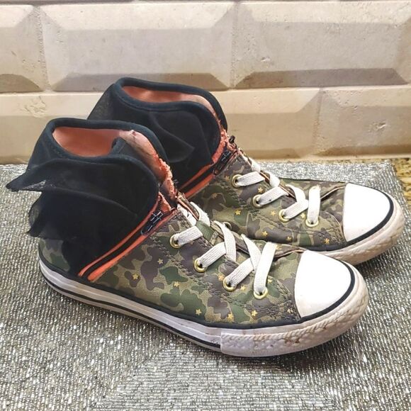 CONVERSE Kids All-Star Block Party Camo Sneakers - Size 2 - Picture 1 of 13